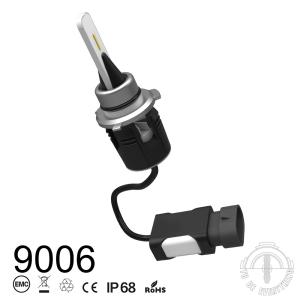 China High Lumen Automotive Led Replacement Bulbs , DC 9 - 36V 9006 Led Headlight Bulb factory