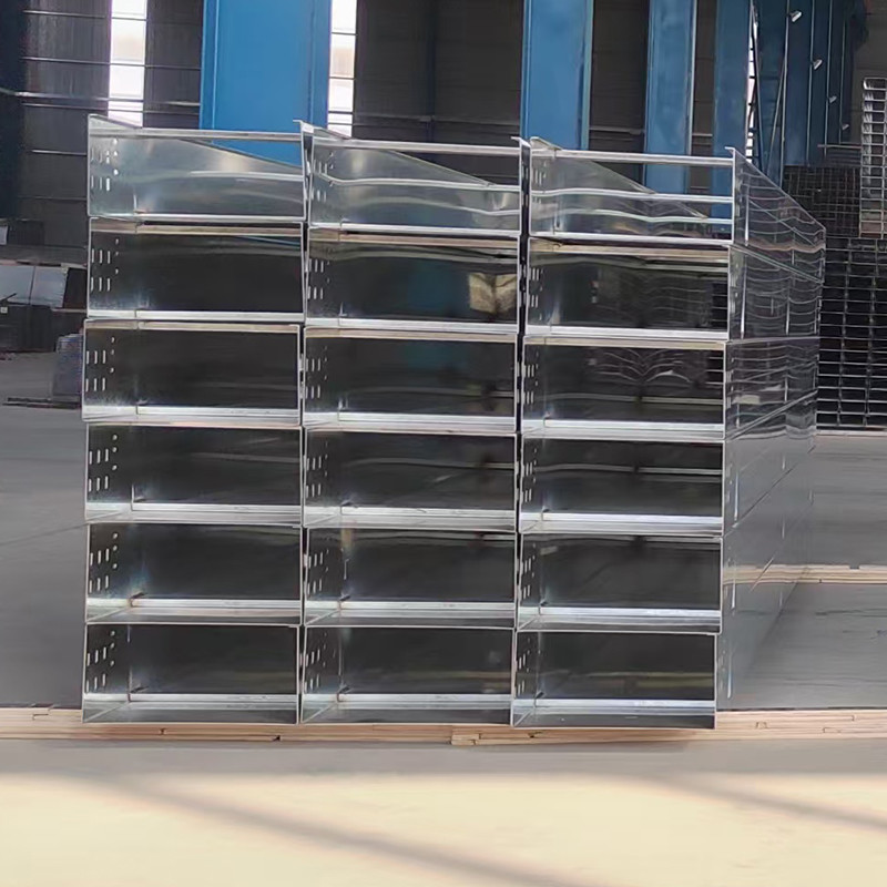 100mm Perforated Metal Cable Tray / Durability Galvanized Slotted Cable Tray
