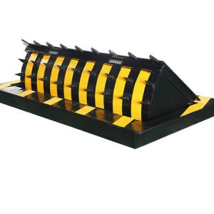 China 5M Automatic Hydraulic Road Blocker Parking Blockers Q235 Steel Plate Material factory