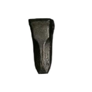 China Black D225 Komatsu Excavator Bucket Teeth Carbon Steel Material factory