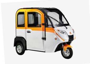 China Smart Enclosed Electric Tricycle 1200 W 3 Wheels With Adjustable Seat Cabin factory