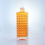 750ml Flint Glass Clear Square Round Gin Bottle with Screw Top Finish and Free