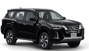 China Enjoyable Driving Black Nissan Petrol Car With Manual / Automatic Transmission factory