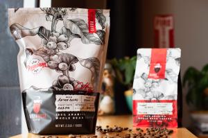 China Customized Stand Up Pouches For 250g Roasted Coffee Beans factory