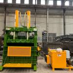 100BPH-180BPH Cardboard Recycling Baler Waste Tire Paper Baling Machine