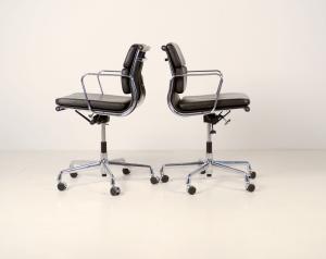 China 360 Degree Swivel Aluminum Group Management Chair With Gas Lifting / Knee Tilt Mechanism factory