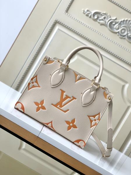 Cream Saffron Giant Monogram OnTheGo MM Louis Vuitton Messenger Bag For IPad