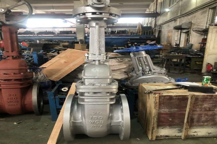 Globe Forged Steel Valves Screw Thread / BW DN20 150LB A105