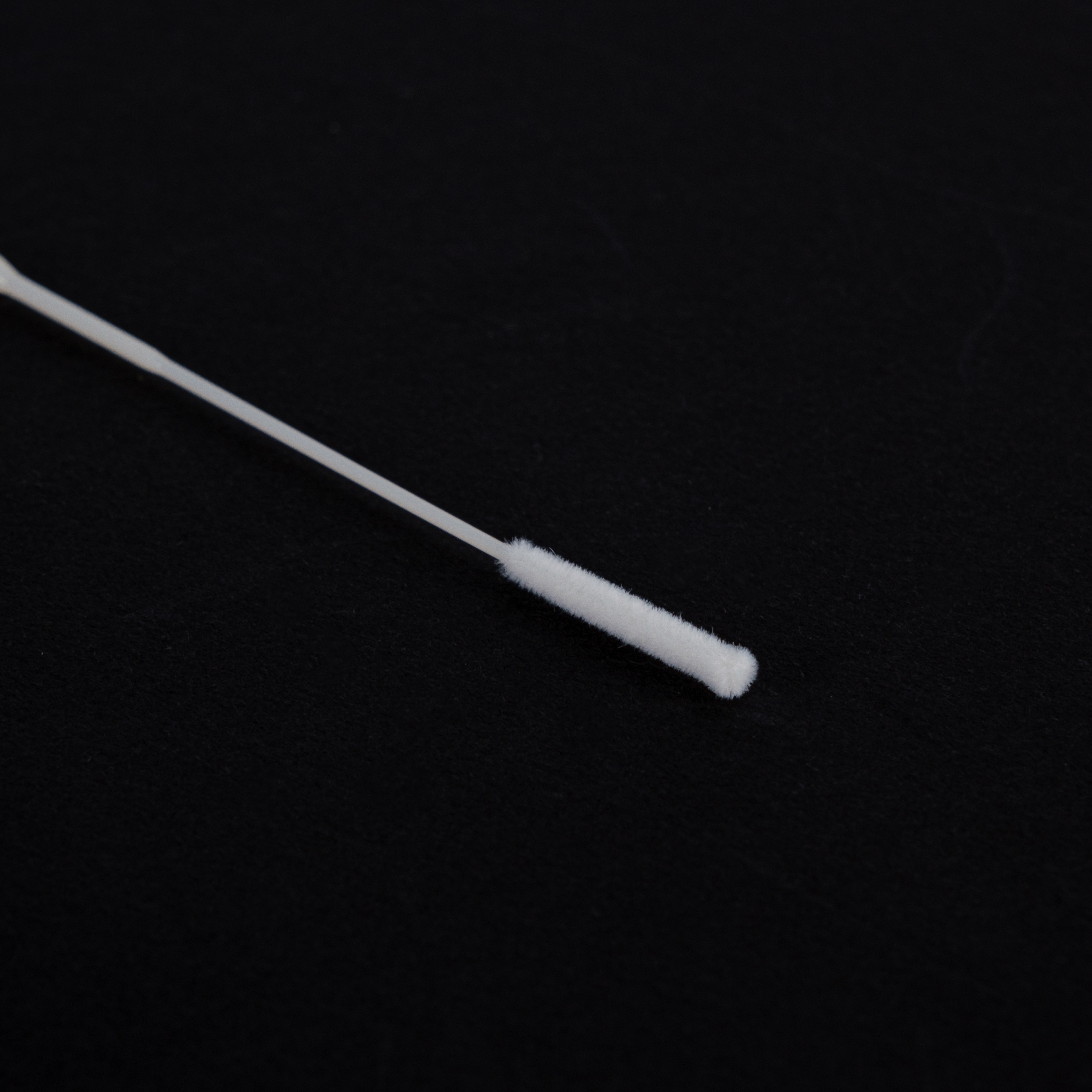 Medical iiLO Flocked Nylon Oropharyngeal Swab Disposable