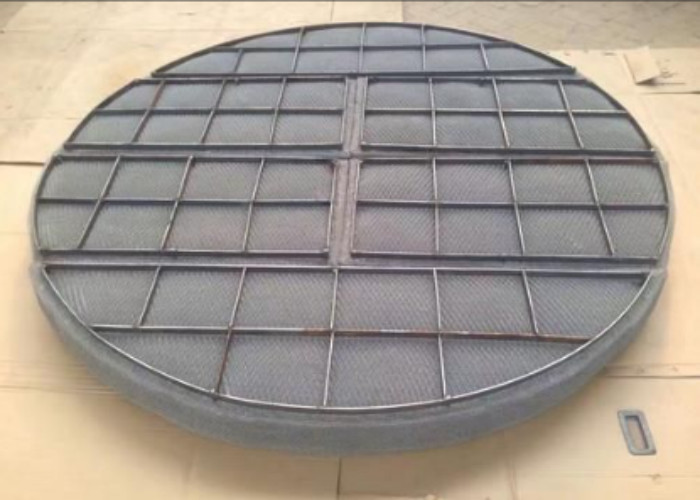 304 SS Mesh Demister Pad Durable Mist Elimination For Chemical Oil Gas Systems