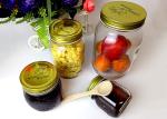 Clear Carved Glass Storage Jars With Gold Color Screw Lid Round Shape