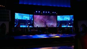China High Brightness Stage Background Led Display Screen For Church , Pixel Pitch 2.97mm factory