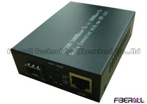 China 10/100/1000M Auto Negotiation SFP Fiber Optic Media Converter With One SFP Slot factory