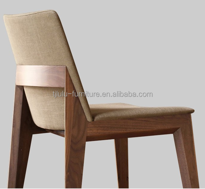 Solid Wood Villa Dinning Table Chairs With Nitrolacquer Finish And Modern Design For Dinning Room Restaurant And Hotel