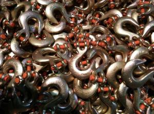 China carbon steel clives slip hook factory