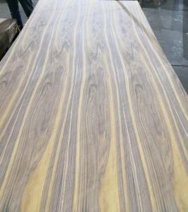 China Crown Cut Santos Veneer Plywood for Cabinet/Furniture Usage factory