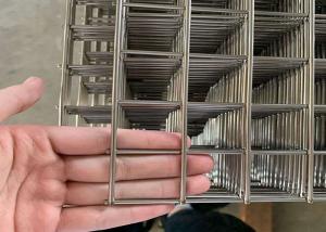 China 4x4 Galvanized 6mm Stainless Steel Welded Wire Mesh Panel factory
