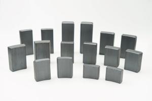 China Permanent Ferrite Magnets The Perfect Addition to Racing-Grade Motorcycle Motors 568pcs per Carton factory