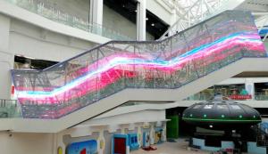 China Shop SMD1921 Transparent Display Screen 1000x500mm 32789 Dots /M2 Glass Video Wall factory