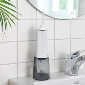 China OEM Handheld DIY Water Flosser Electric 350ml Tank 3 Working Modes factory