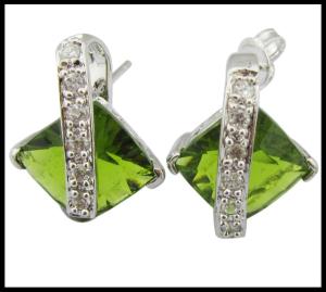 China Ring Size 7 925 Silver Jewelry Set with Lobster Clasp Closure Green Summer factory
