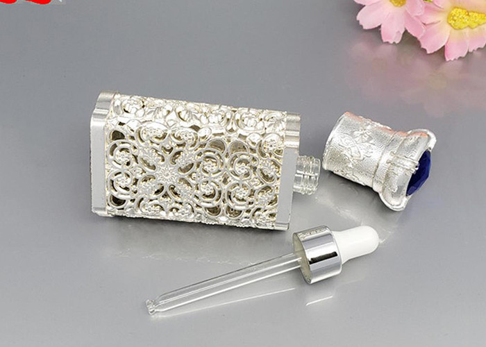 Decorative Glass Perfume Bottles 10ml Flat Shape Fashionable Appearance