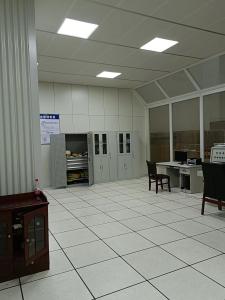 China 60×33×30m EMI Shielding Electric Technology Company Emi Shielding Materials factory