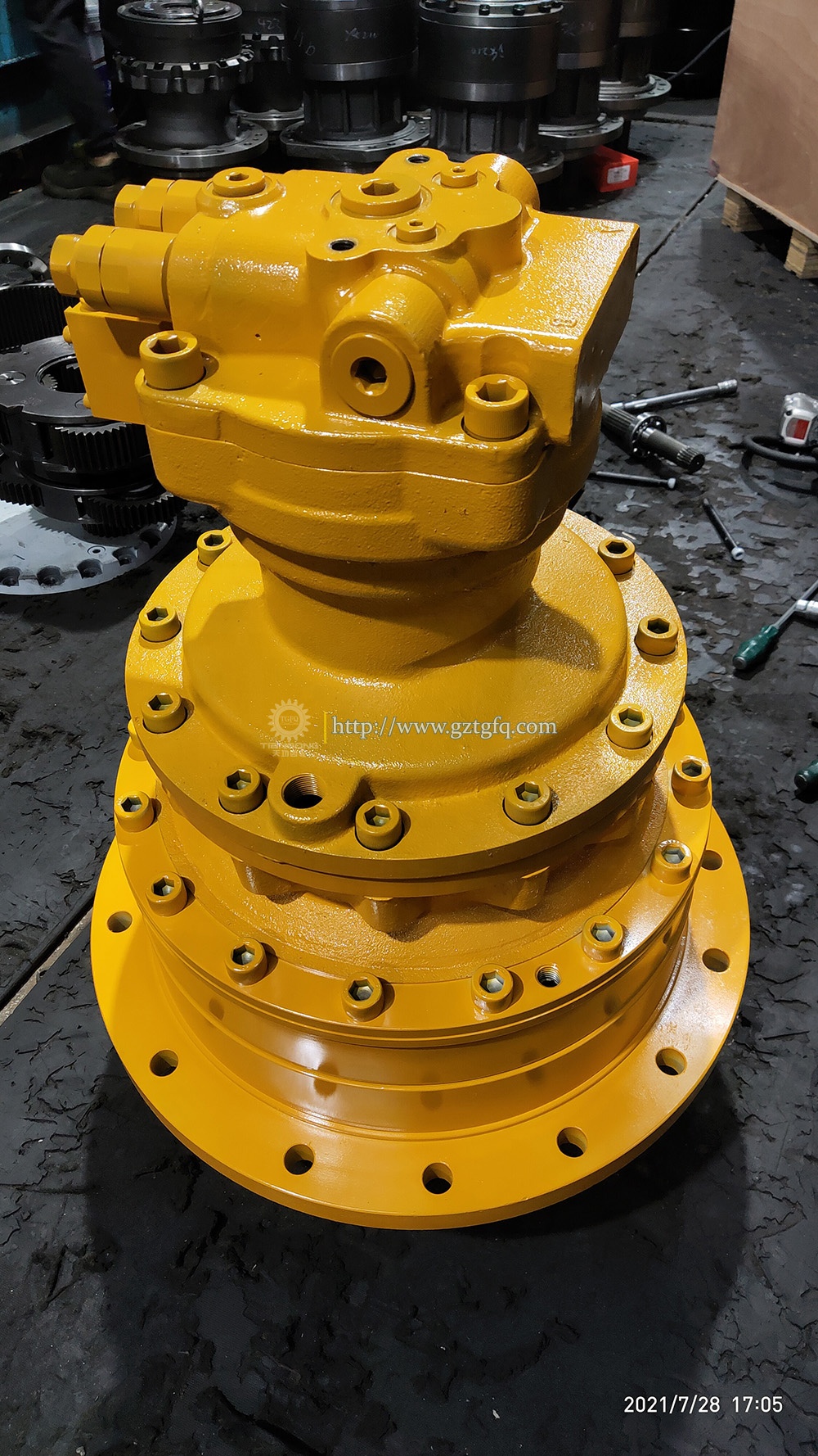 TGFQ R305-7 Excavators Swing Motor Assy M2X170 Swing Gearbox With Motor