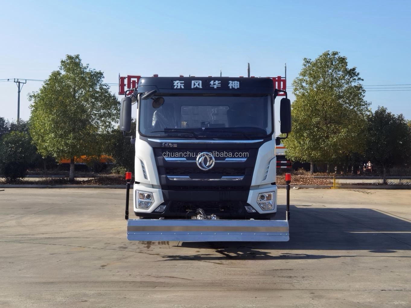 Electric Small Street Cleaning Road Sweeping Machine Sweeper Truck with Pure Electric Energy Type