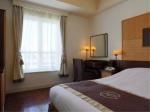 Melanesia luxury vacation holiday hotel bedroom furniture set of wood bed with