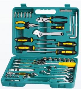 China 45 pcs professional tool set ,with ratchet wrench , pliers ,screwdrivers ,sockets factory
