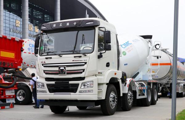 Concrete Transit Mixer Truck 8×4 Drive Mode 8 Cubic Cement Tanker Weichai 350hp