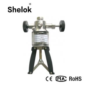 China High pressure hydraulic 0-60Mpa oil hand pump pressure tester calibration machine factory