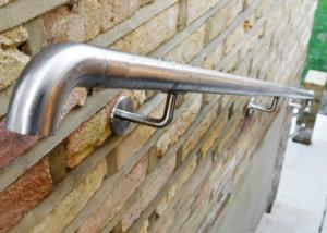 China Stable Safe Stainless Steel Wall Mounted Handrail For Construction Building factory