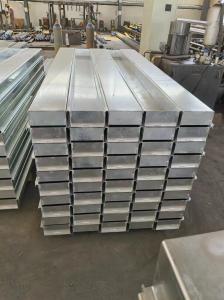 China Length 1000-4000mm Concrete Retaining Wall Sleeper Moulds For Railway Infrastructure Construction factory
