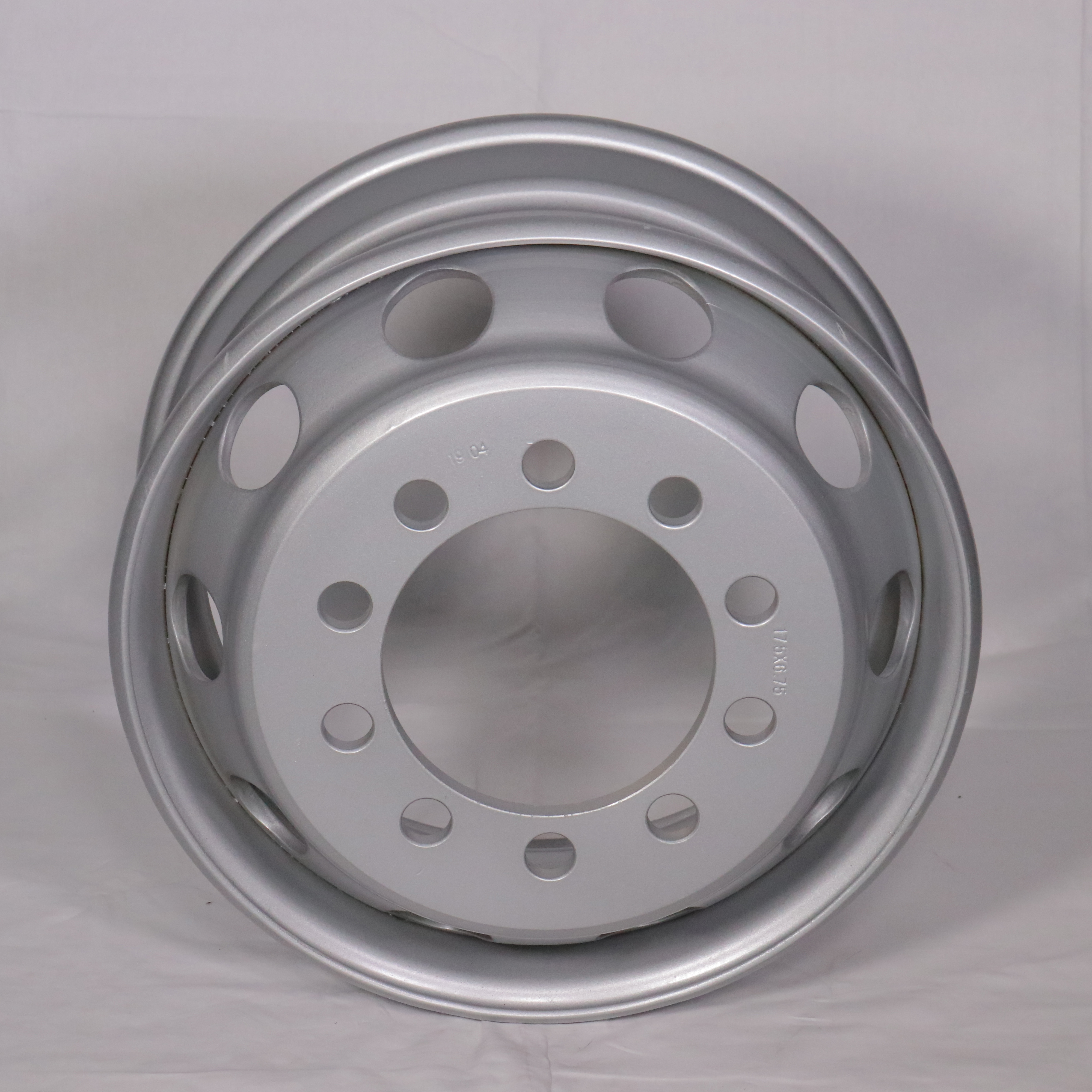 5.50F-16 Bus Parts Steel Wheel Rims in with OEM Sliver Color and Offset 148/126 Black Color