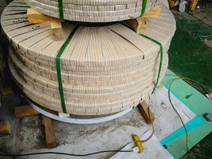 China Precision Cold Draw Brushed NO.4 304 Stainless Steel Strip For Kitchenware factory