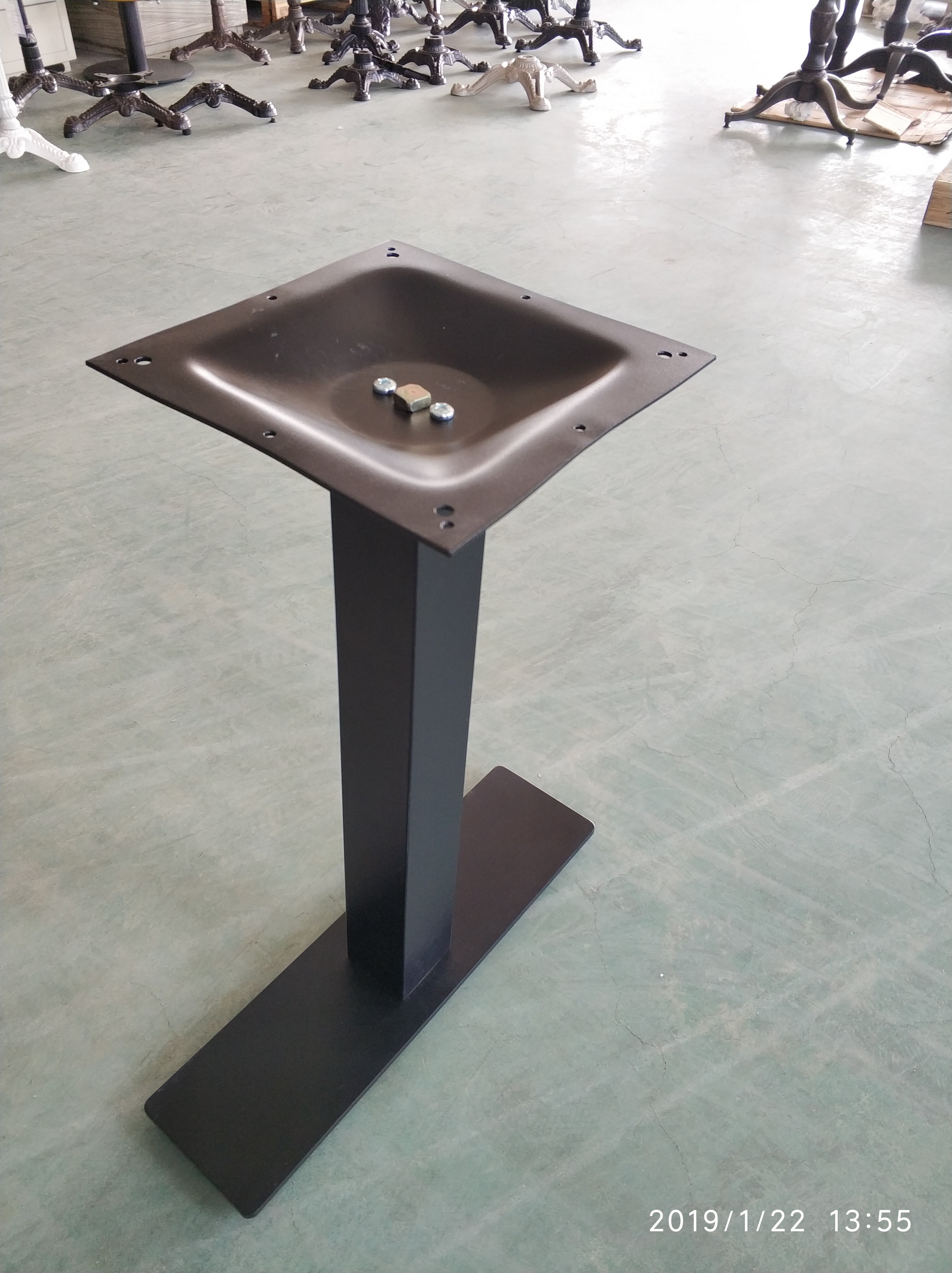 Modern Style Restaurant Dining Room Table Base / Square Metal Table Legs