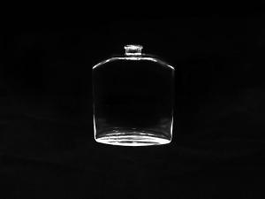 China Customized 100ml Hot Stamping Clear Perfume Glass Bottles and Jars factory