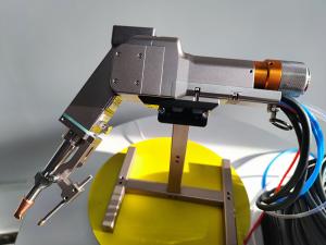 China Perfect Your Welding with 150 Focu Fiber Laser Welding Head and Up To 3000W Power factory