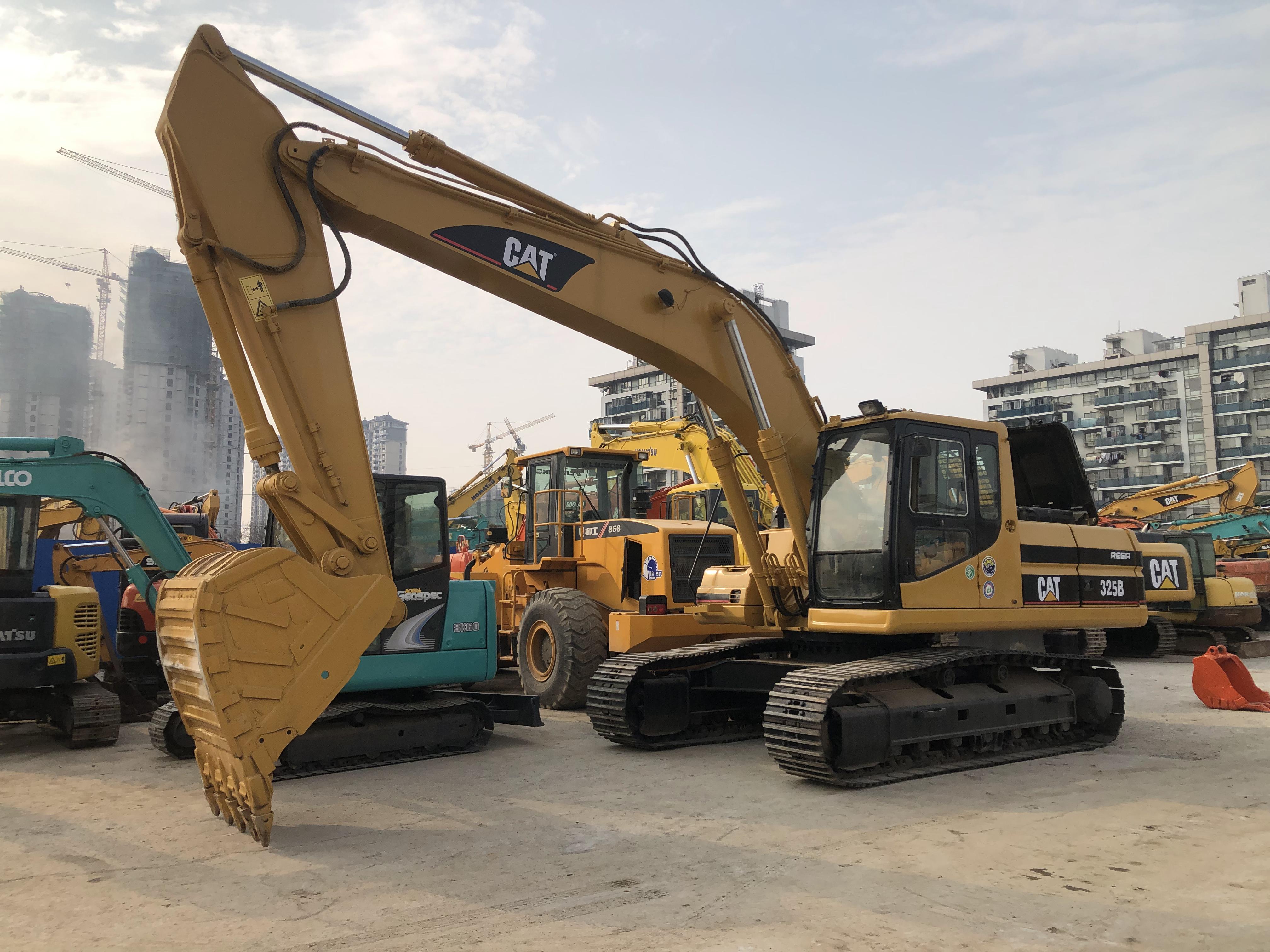 Transport Width 3.39 m Used CAT325B Excavator for Heavy-Duty Earthwork and Shipping