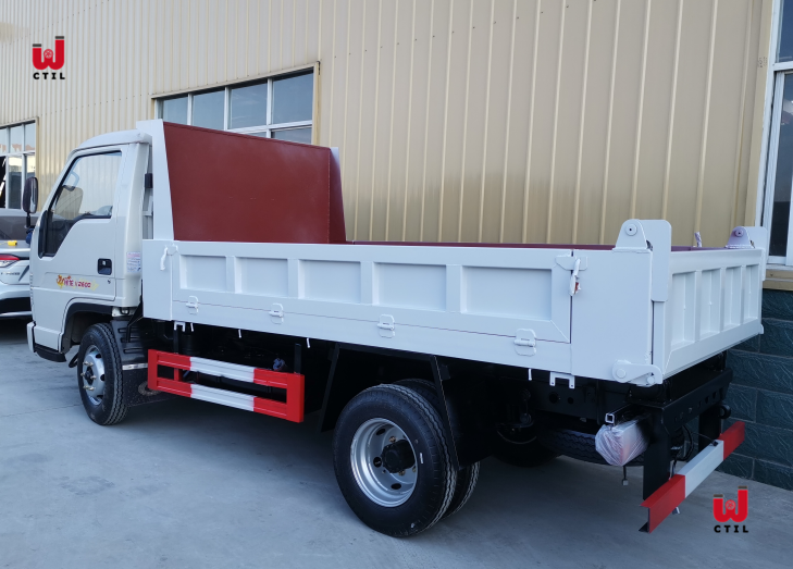 Mini dump truck