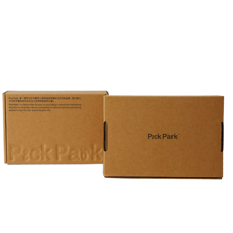 CMYK Brown Kraft Paper Box Clothing Mailer Shipping Packaging With Embossing Text