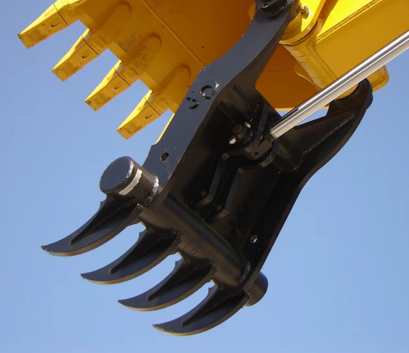 4-6ton 7-11ton 12-16ton 1-23ton 24-30ton Excavator Thumb Bucket For JCB HYUNDAI CATERPILLAR KOMATSU