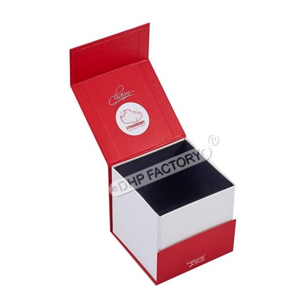 China Rigid Cardboard Gift Box With Sliver Foil Stamping Coating Sleek And Durable factory
