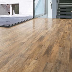 China Living Room Eco-friendly Advantage 12mm AC5 HDF Waterproof Laminate Wood Flooring factory