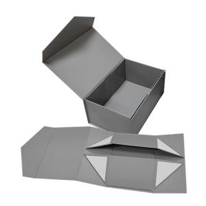 China Custom Clothing Magnetic Packaging Box Matt / Glossy Lamination Rectangle Shape factory