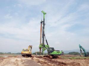 China 1300mm Dia 43m Depth KR125C Bored Pile Drilling Machine Borehole Drilling Equipment High Stability Torque 125 kN.m factory
