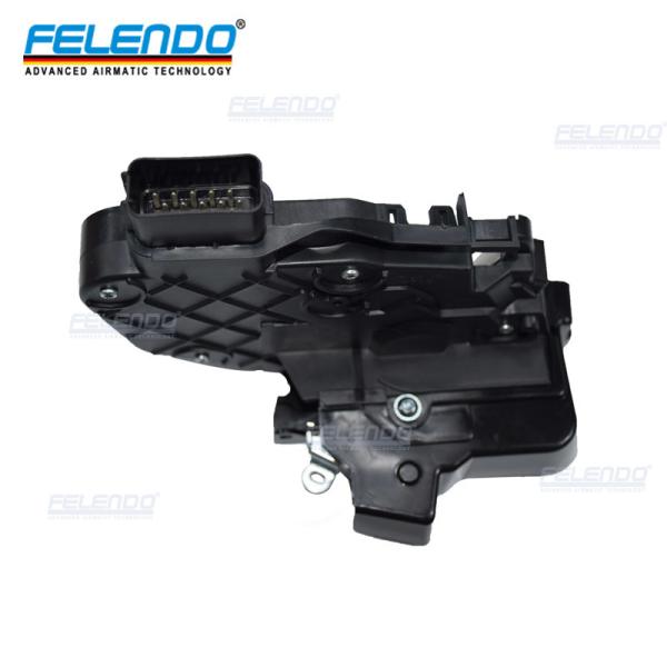LR011303 Range Rover Body Parts Car Central Door Lock / Central Door Lock