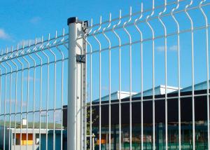 China 3d Curved Welded Wire Mesh Triangle Fence Panel For Airport factory